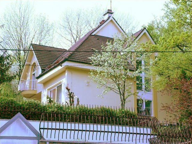 A cozy house with large garden in a green district of Budapest