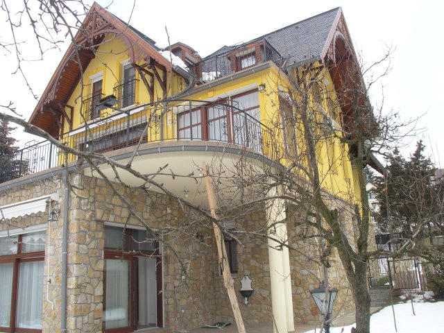 House with lot in the 2nd district of Budapest