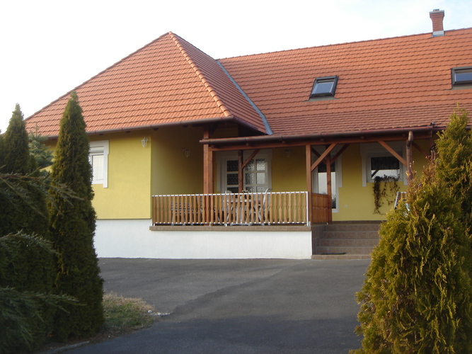 A house with view to Balaton