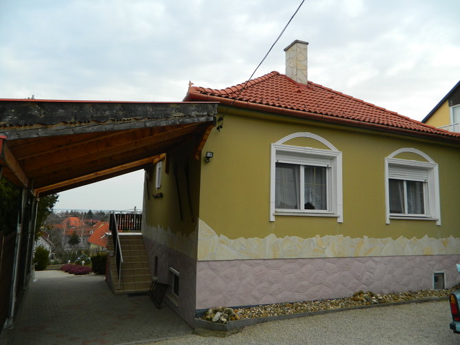 A house with view to Balaton