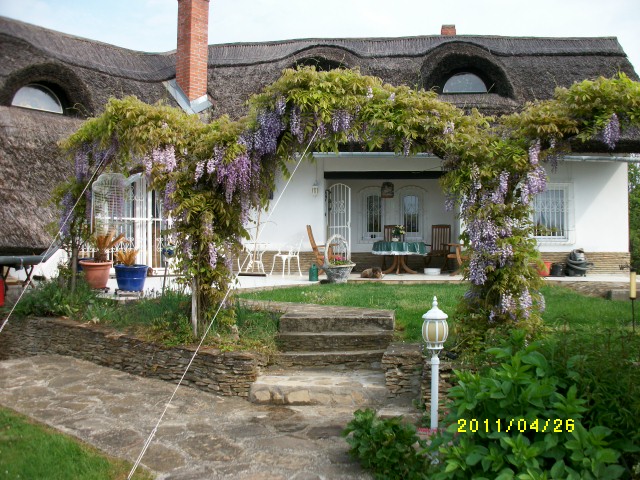 2 houses on a big  picturesque site