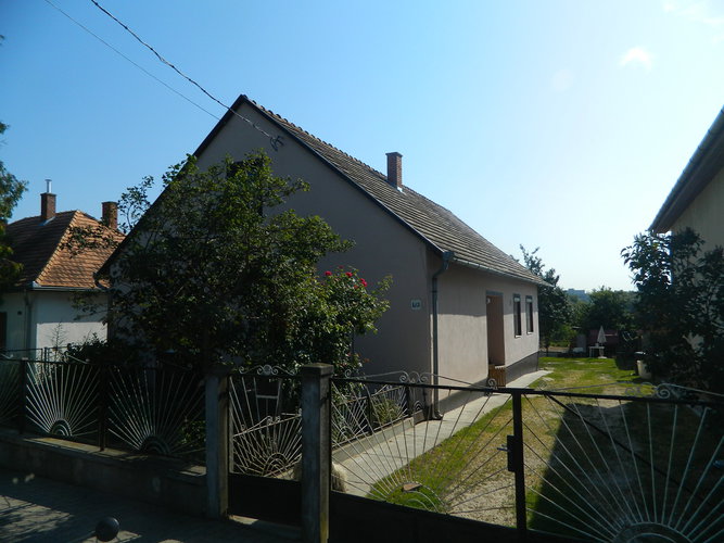 Four bedroom house not far from Hévíz