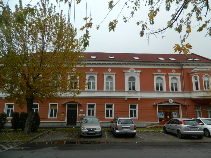 Flats and an office in the centre of Keszthely