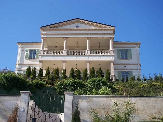 A villa in 12th district of Budapest