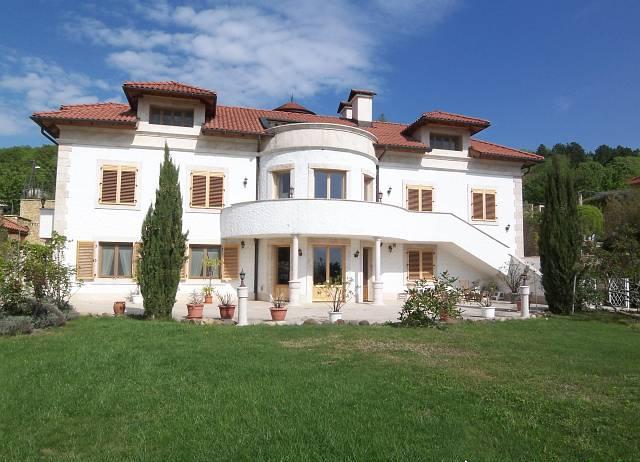 Luxurious mansion in the 12th district of Budapest