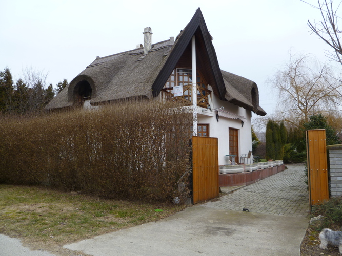 Comfortable Home in a nice place with pool