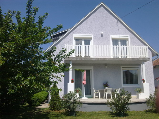 A renewed house near to the coast of Balaton